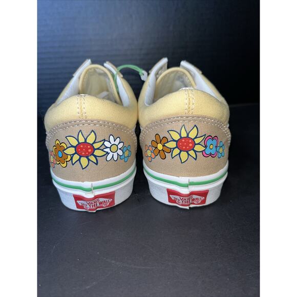 VANS x SESAME STREET ELMO OLD SKOOL‎ NATURAL Woman’s 7.5 Men’s 6 Embroidered NEW - Picture 4 of 9